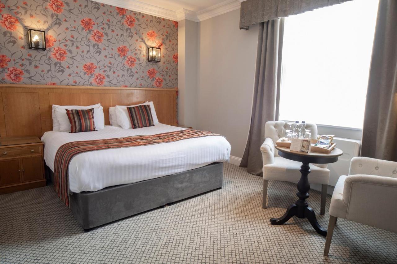 Whittlebury Hall And Spa Eksteriør billede