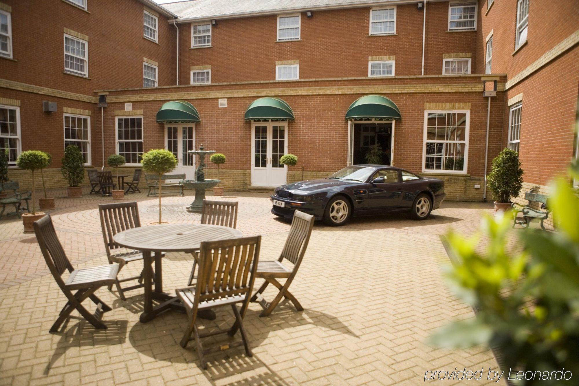 Whittlebury Hall And Spa Eksteriør billede