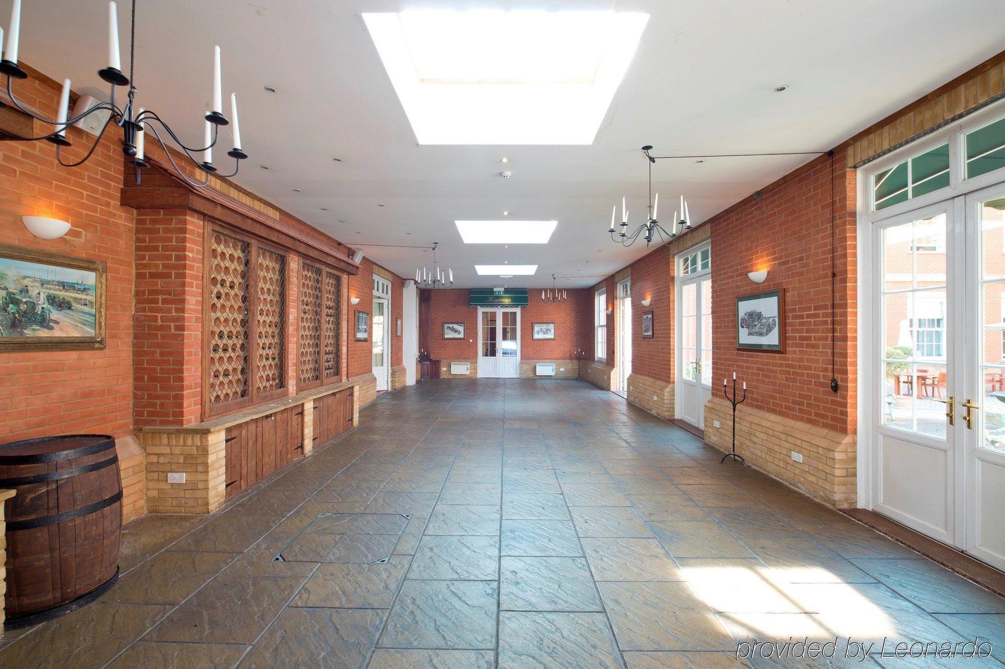 Whittlebury Hall And Spa Eksteriør billede