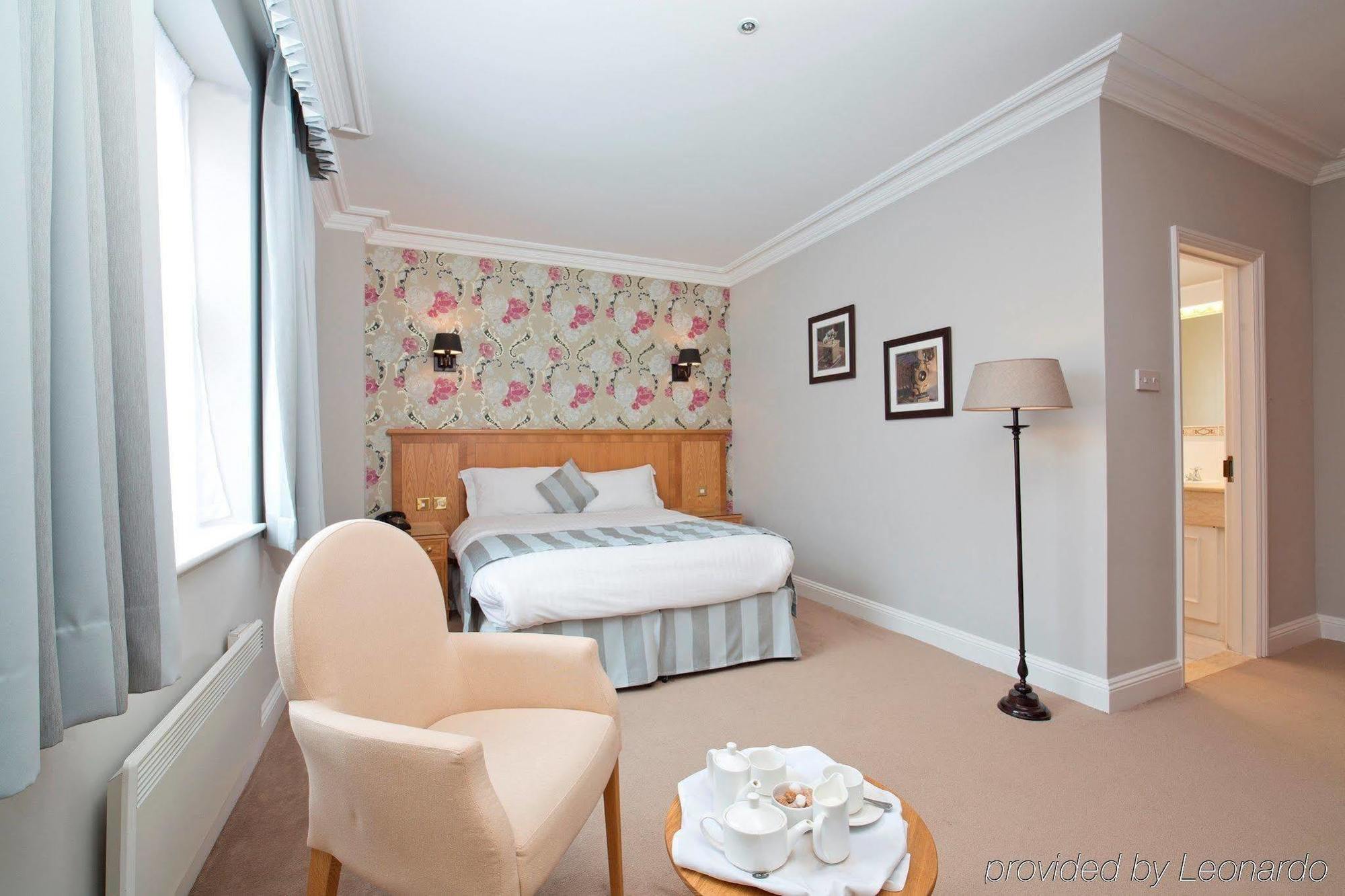 Whittlebury Hall And Spa Eksteriør billede